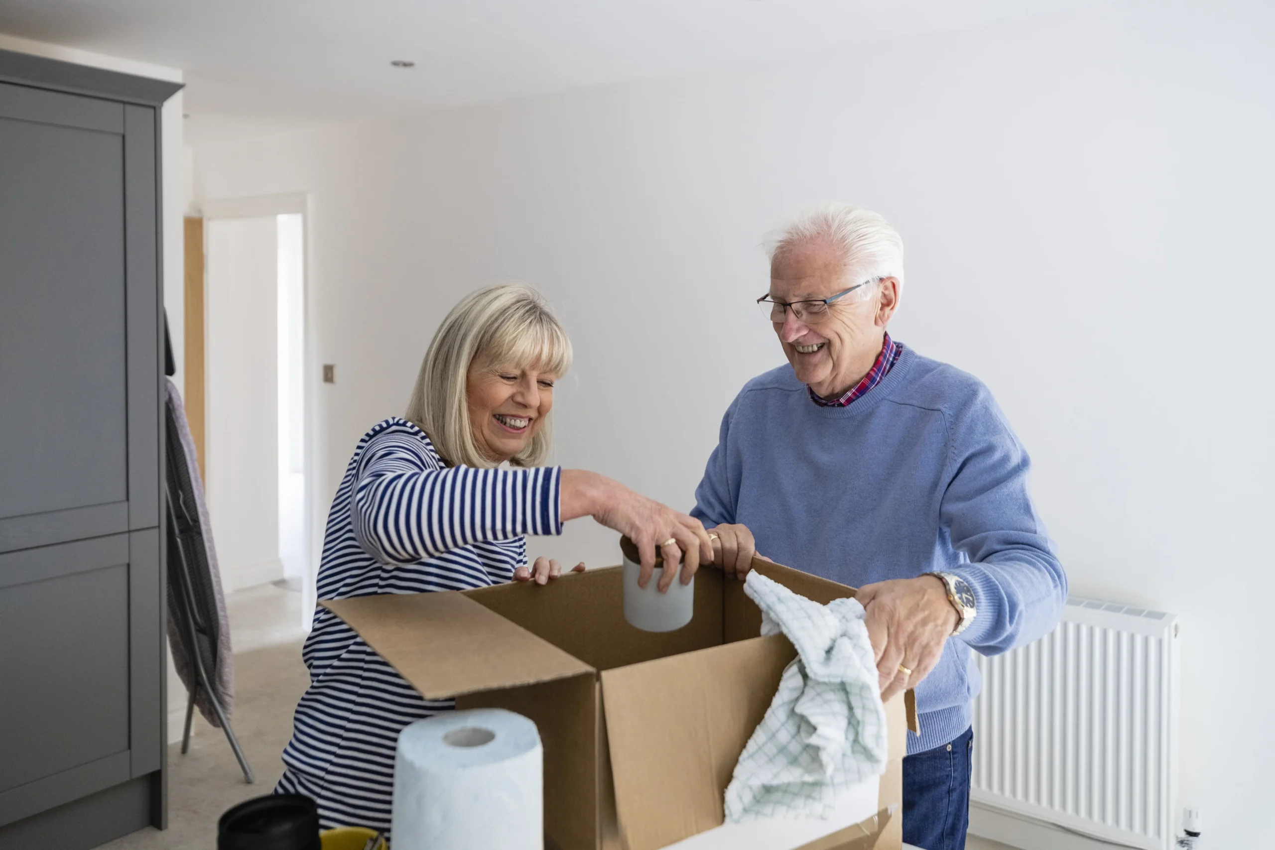 Memory Care Packing List: What to Pack to Create the Feeling of Home Sweet Home